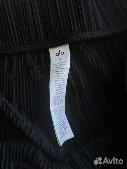Alo yoga костюм