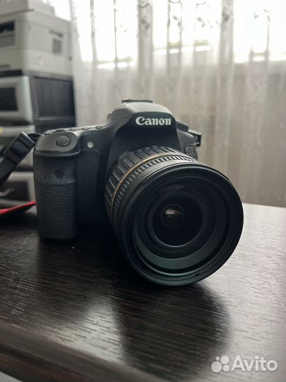 Зеркальный фотоаппарат canon 60d