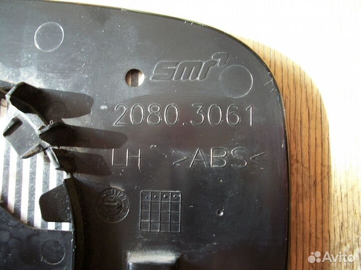 Зеркальный элемент левый Nissan Qashqai J11 14-19