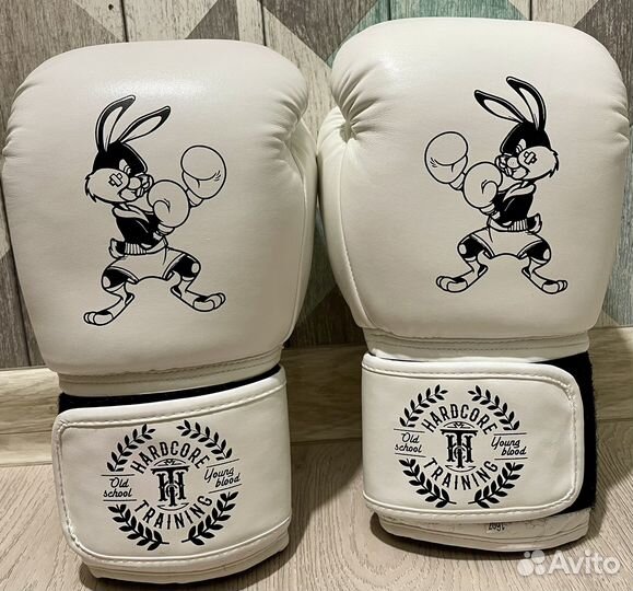 Боксерские перчатки 16 oz