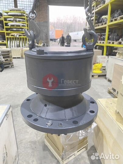 Редуктор поворота Hitachi ZX240LC-3G