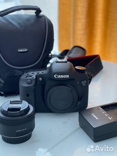 Зеркальный фотоаппарат canon 7d с объективом