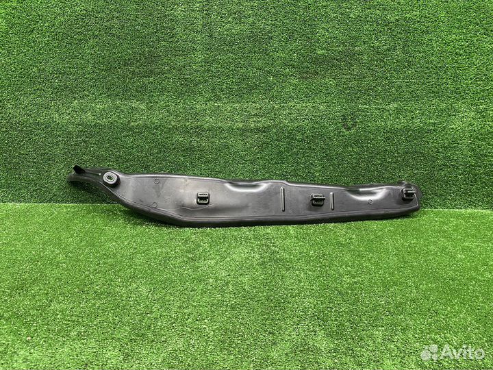 Уплотнитель крыла правый BMW X5 G05 X7 G07