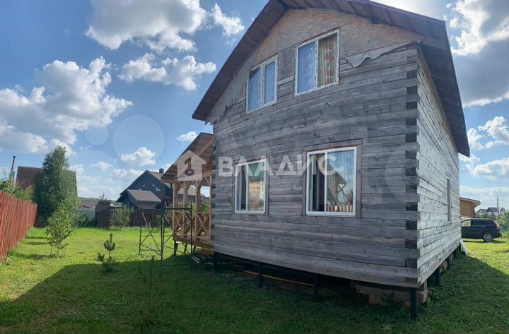 Дом 100 м² на участке 10,7 сот.