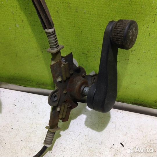 Стеклоподъемник механ. задний левый Сеат Кордоба