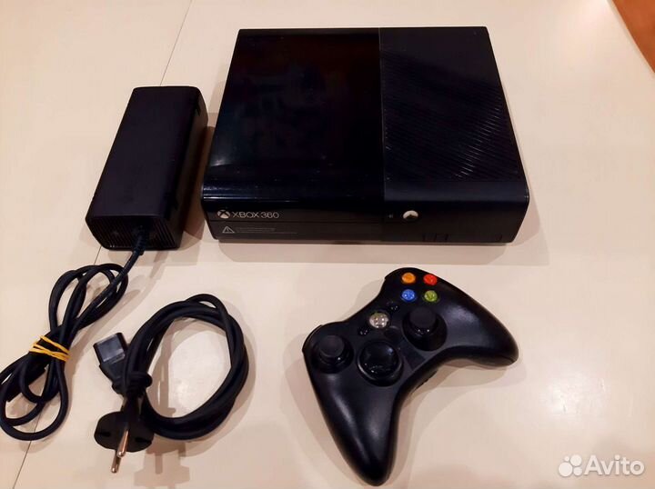 Xbox 360 S slim 250гб 80+игр