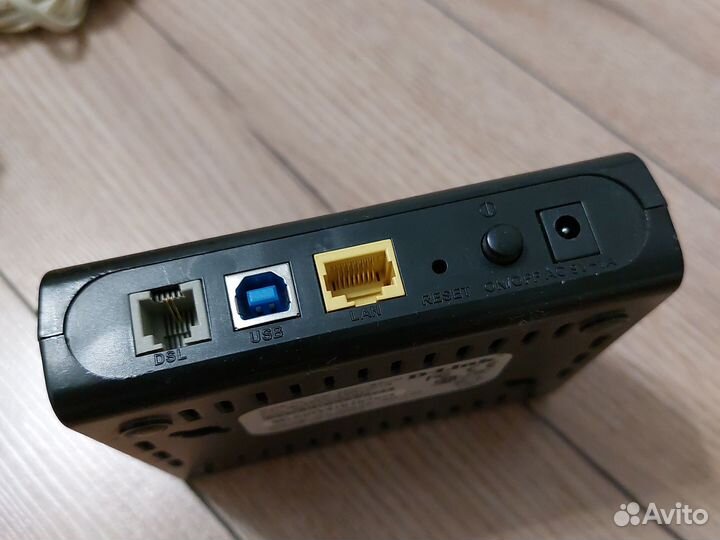 Модем D-Link Dsl-2520u