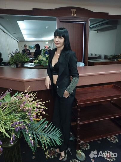 Брючный костюм женский 42 44