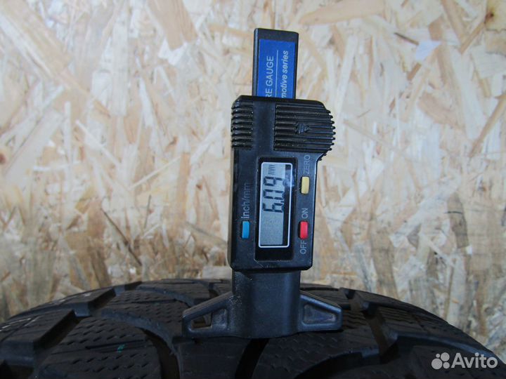 Bridgestone Blizzak LM-80 Evo 255/55 R18