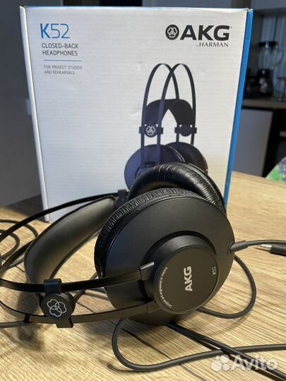 Проводные наушники AKG K52