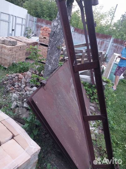 Ворота гаражные железные
