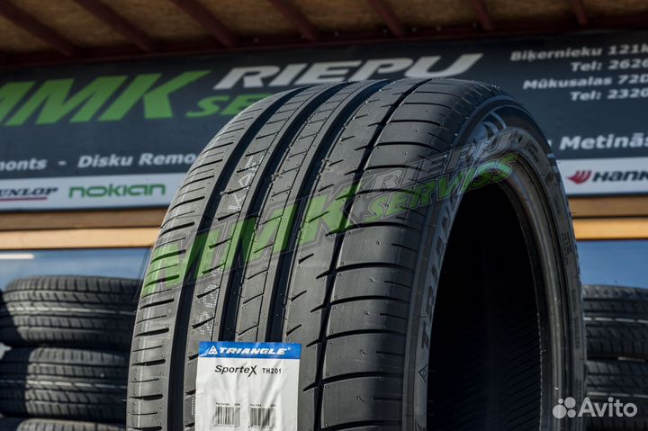 Triangle Sports TH201 215/55 R16