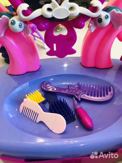 Игрушки Трюмо, Фен девочке