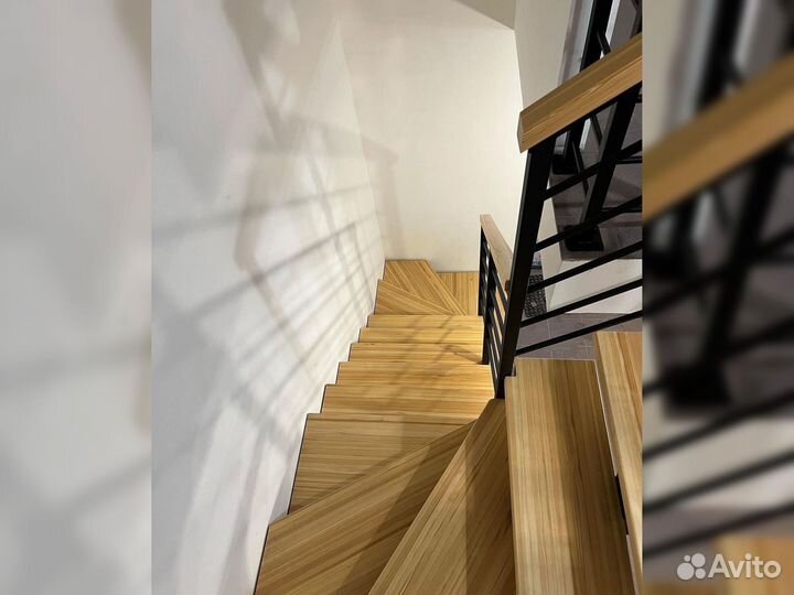 Ступени для лестниц и другие комплектующие К