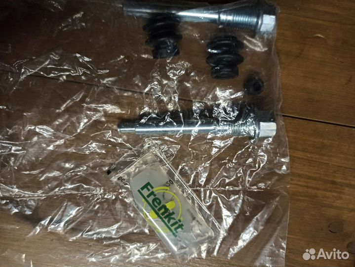 Ремкомплект суппорта Frenkit 808016 задний. Кашкай