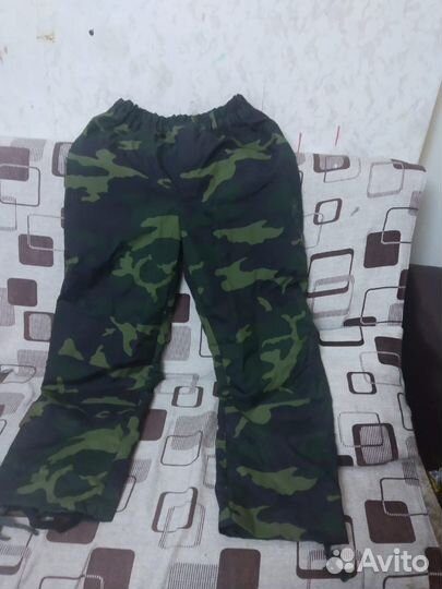Камуфляжный костюм зеленый демисезон 52 размер