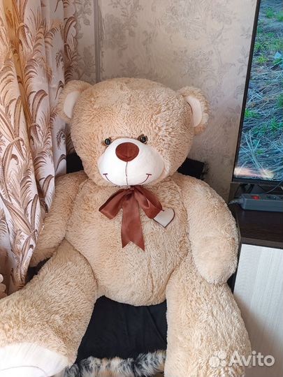 Плюшевый медведь 1 метр
