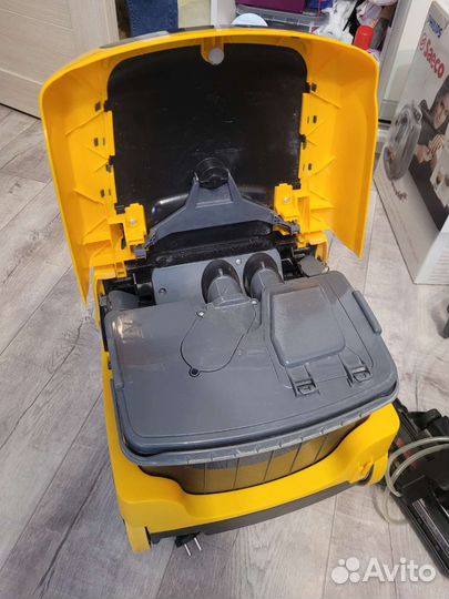 Пылесос Zelmer VC 7920.5 SP