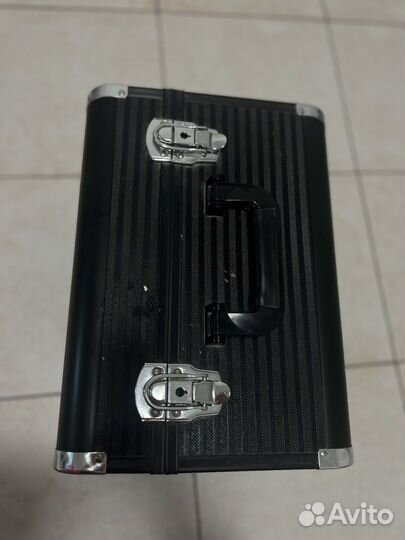 Бьюти кейс для визажиста или мастер маникюра