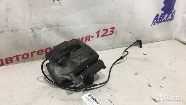 Суппорт тормозной передний правый Mercedes C180