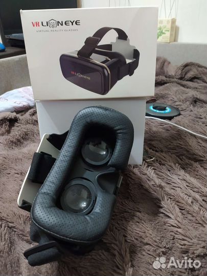 Очки виртуальной реальности для телефона
