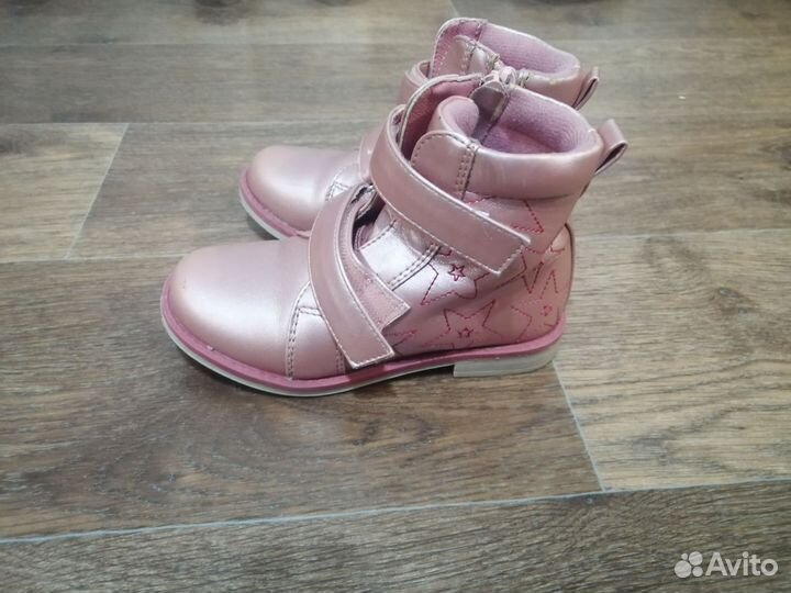 Ботинки для девочки