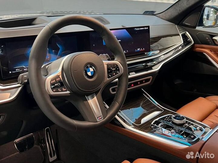BMW X7 3.0 AT, 2024, 100 км