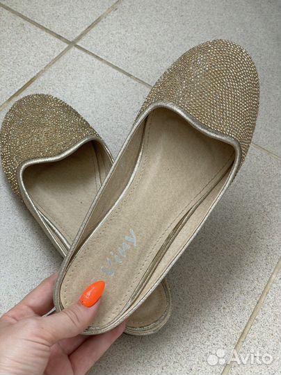 Шлепки тапочки со стразами