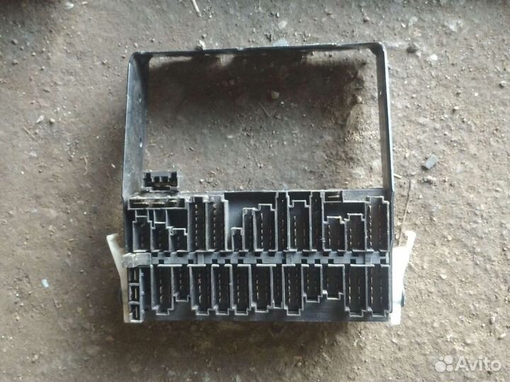 Блок предохранителей VAG