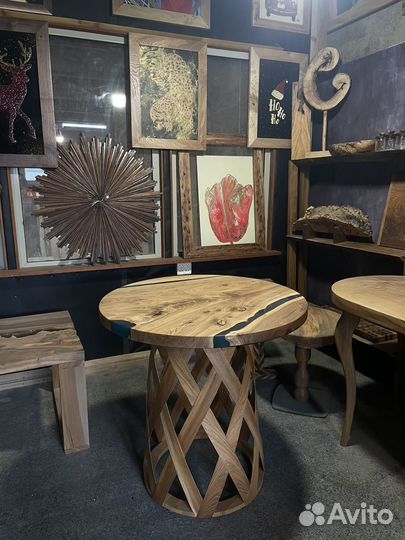 Кухонный стол