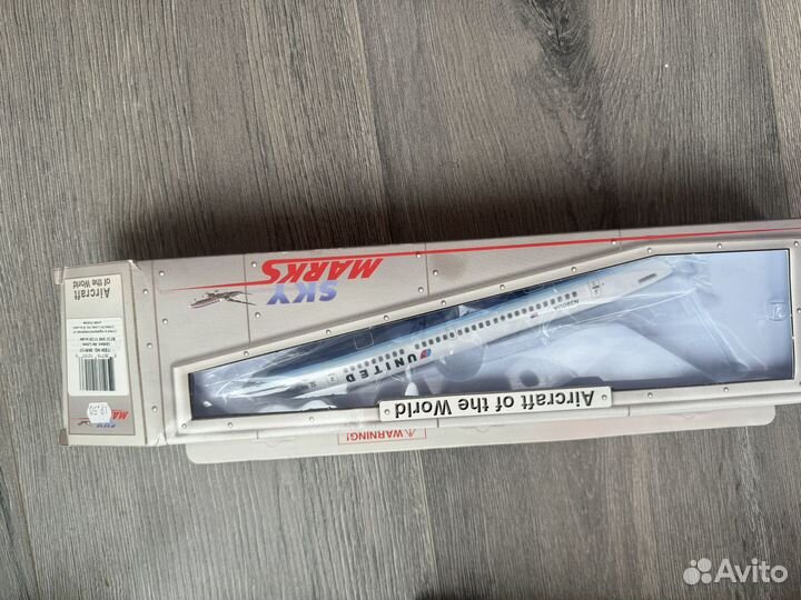 Коллекционная модель самолёта