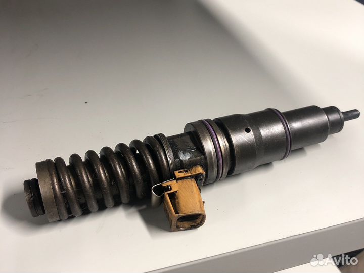 Форсунка volvo 20584347