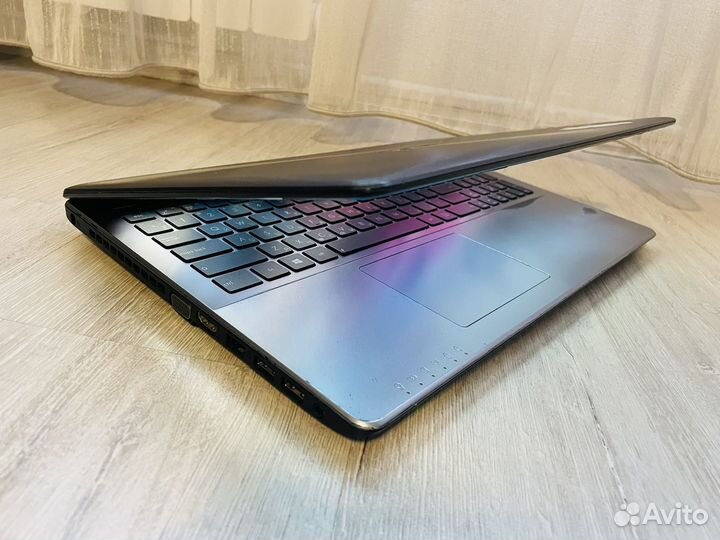 Игровой ноутбук asus/SSD/6GB/GeForce720M