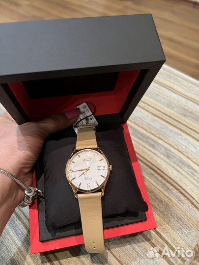 Часы tissot