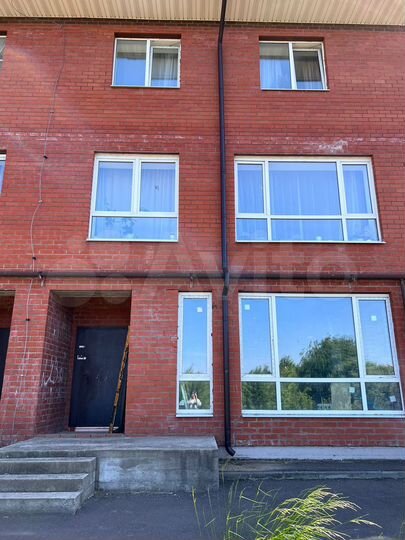 1-к. квартира, 47,6 м², 1/3 эт.