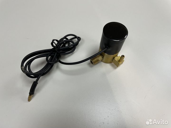 Клапан заднего хода для лодочного прицепа