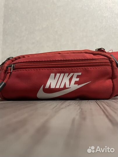 Сумка через плечо nike красная