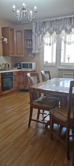 3-к. квартира, 107,2 м², 9/25 эт.