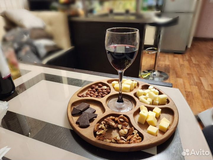 Менажница деревянная, 28 см. 2,4,5,7 секций, бук