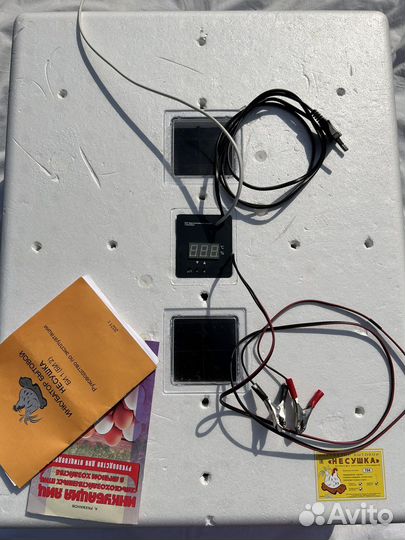 Инкубатор Несушка на 104 яйца