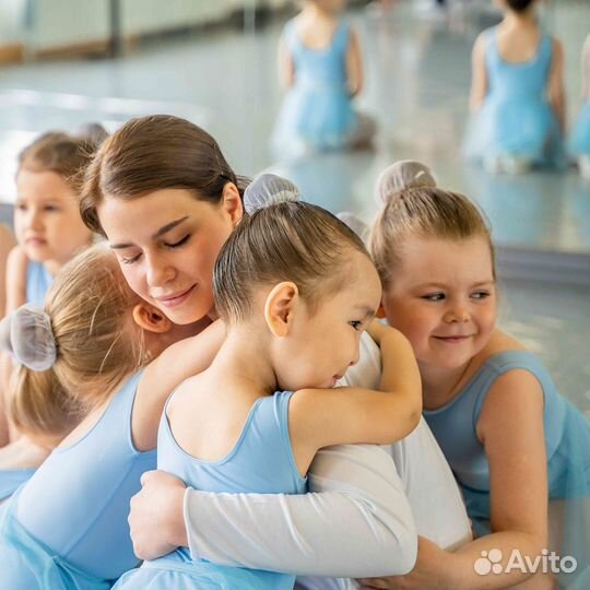 Администратор в школу танцев для детей