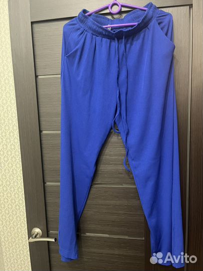 Брючный костюм женский 46