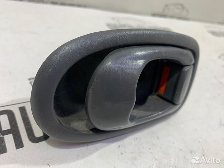 Ручка двери внутренняя передняя правая Kia Spectra