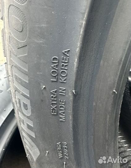 Hankook Winter I'Cept IZ3 X W636A 255/45 R20 105T