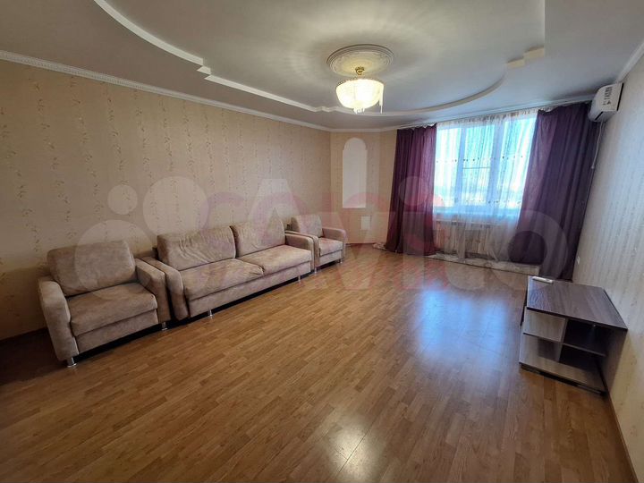 1-к. квартира, 52 м², 3/9 эт.