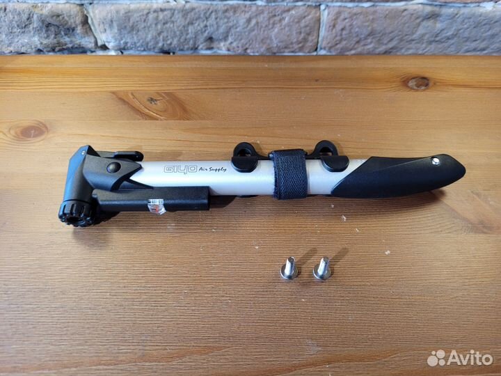 Насос компактный Giyo GP-91 с манометром алюминий