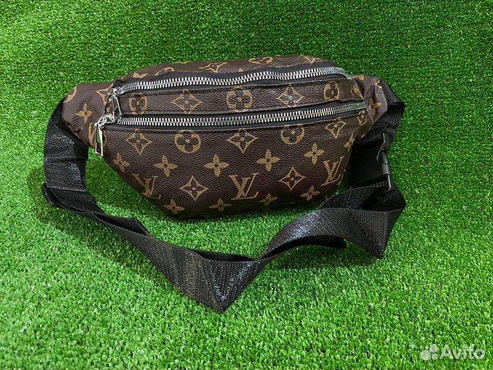 Сумка бананка louis vuitton