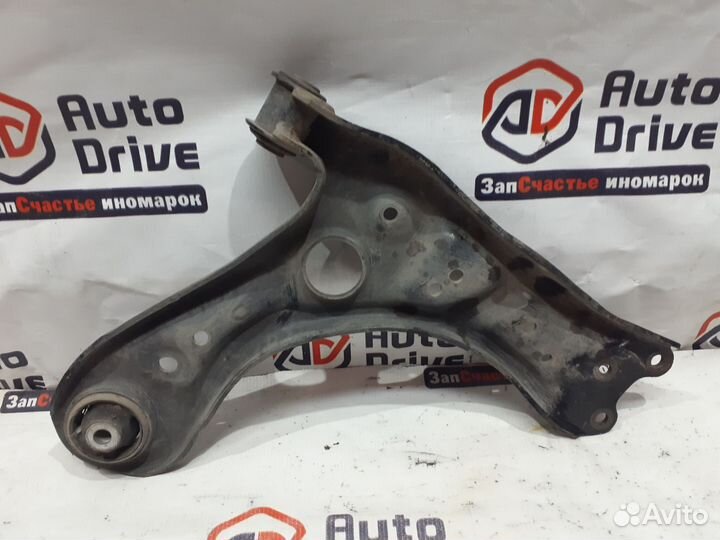 Volkswagen Polo MK5 рычаг левый