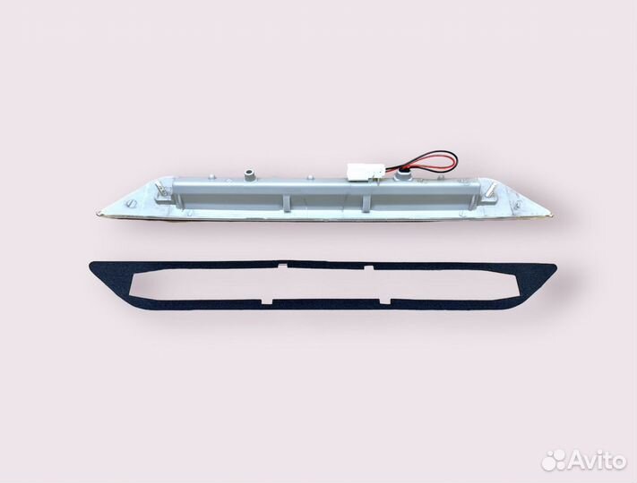 Стоп сигнал Nissan X-Trail T31