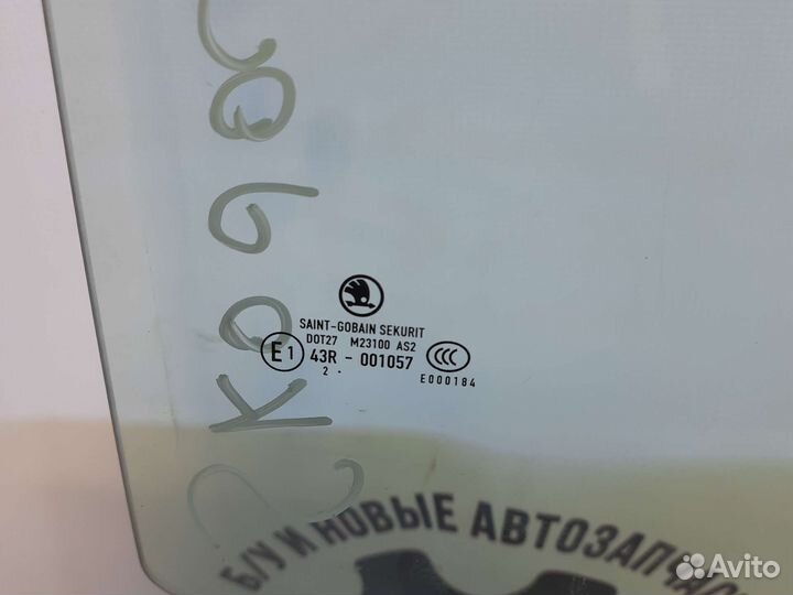 Стекло заднее правое Skoda Fabia 2